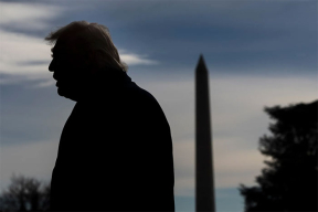 Пастухов: «Трамп, как обычно, «сдал назад», бросая обозы и амуницию»