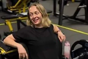 Бацька Анжалікі Мельнікавай прызнаўся, што яна жывая і здаровая